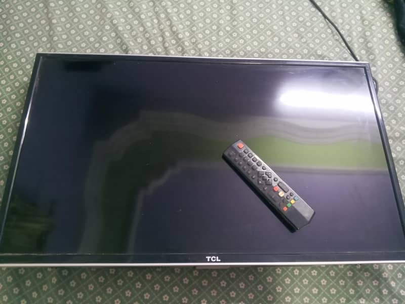 TCL LCD 4