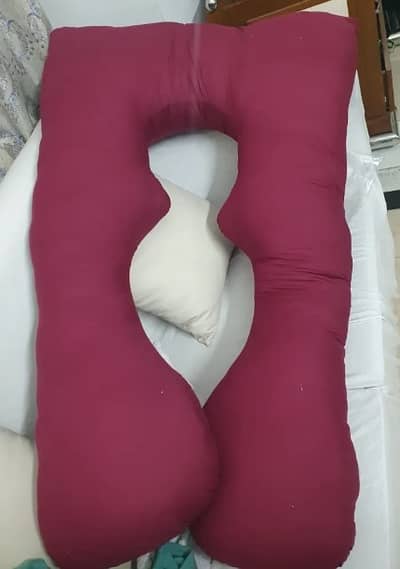 Pregnancy pillow brand new packed