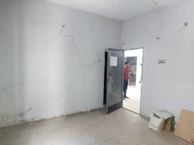 North karachi Sector 11A, 240sq, Ground floor,Computer Softwere house For Rent.