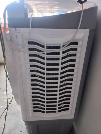 AC DC AIR COLLER FULL SIZE 20 FUT TAK AIR THROUGH 3 Botel ice