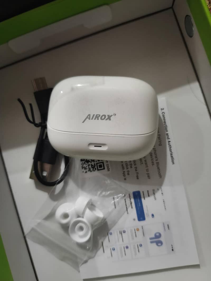 Aroox earbuds E-18 0