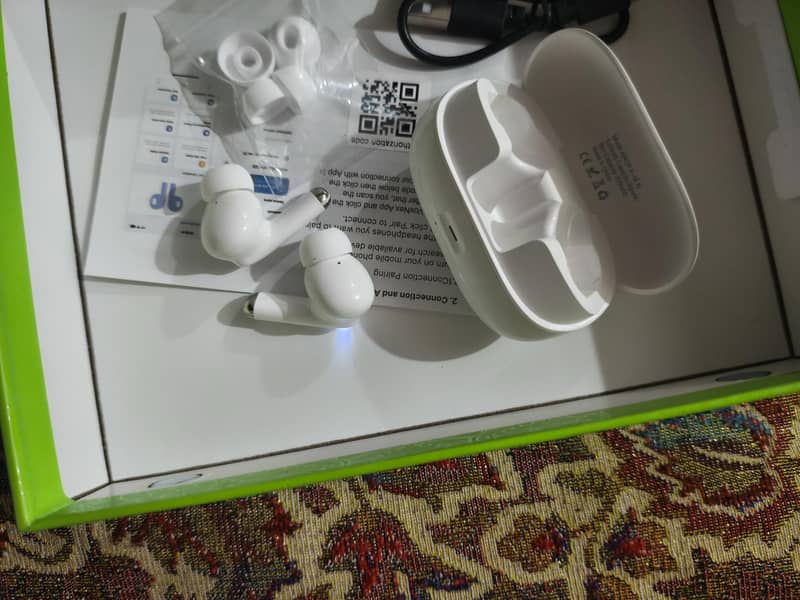 Aroox earbuds E-18 3