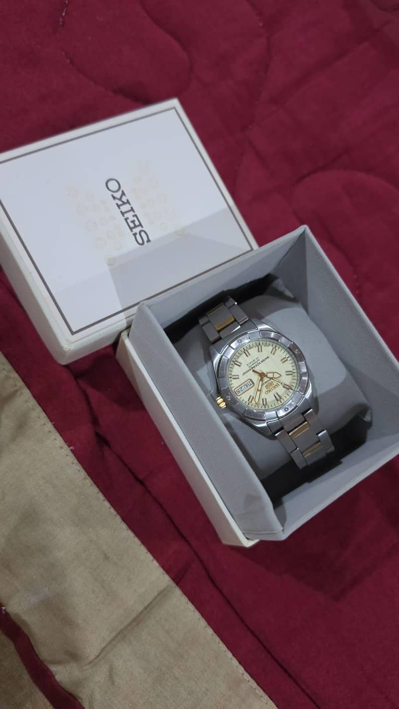 seiko 5 automatic 1
