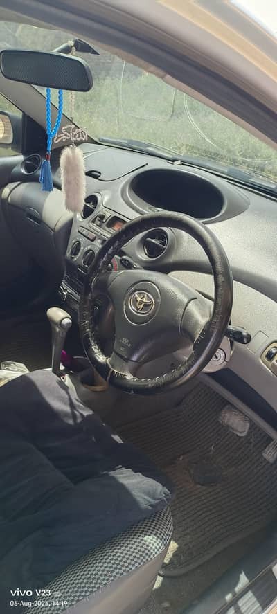 Toyota Yaris 2005