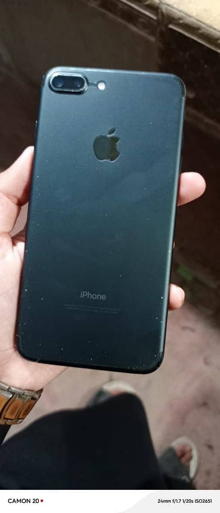 Apple iPhone 7 Plus 0