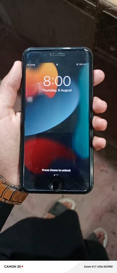 Apple iPhone 7 Plus 1