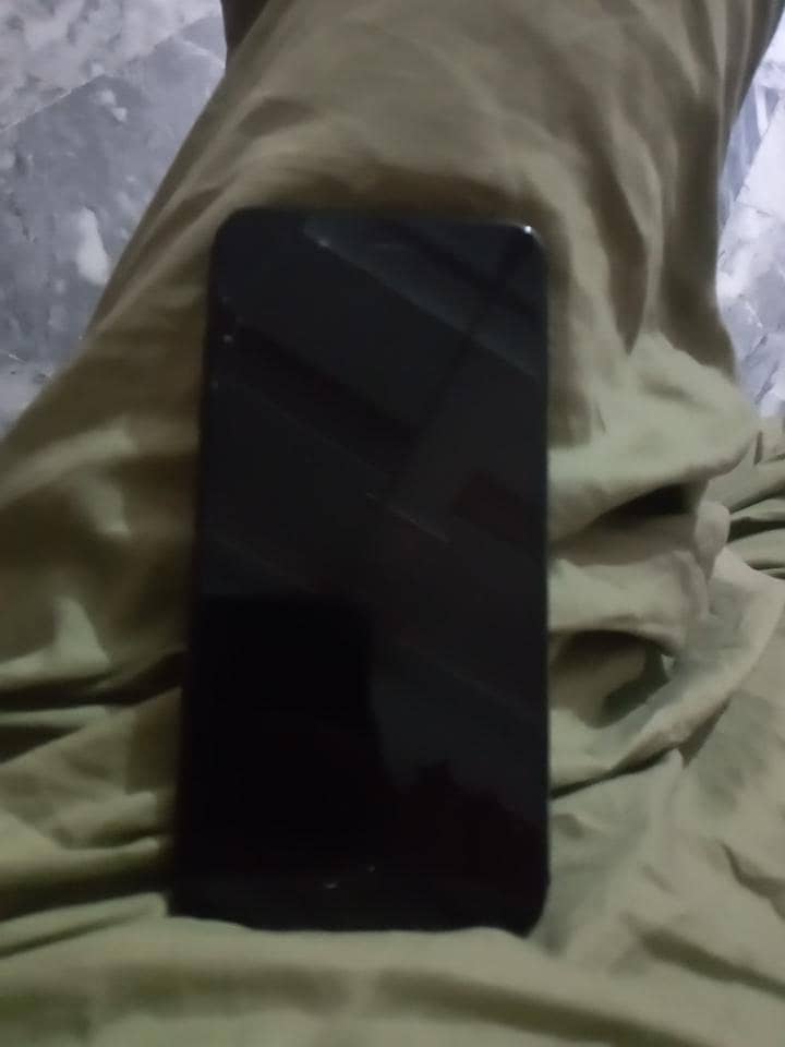 Apple iPhone 7 Plus 0