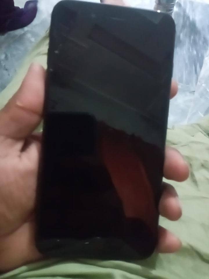 Apple iPhone 7 Plus 3