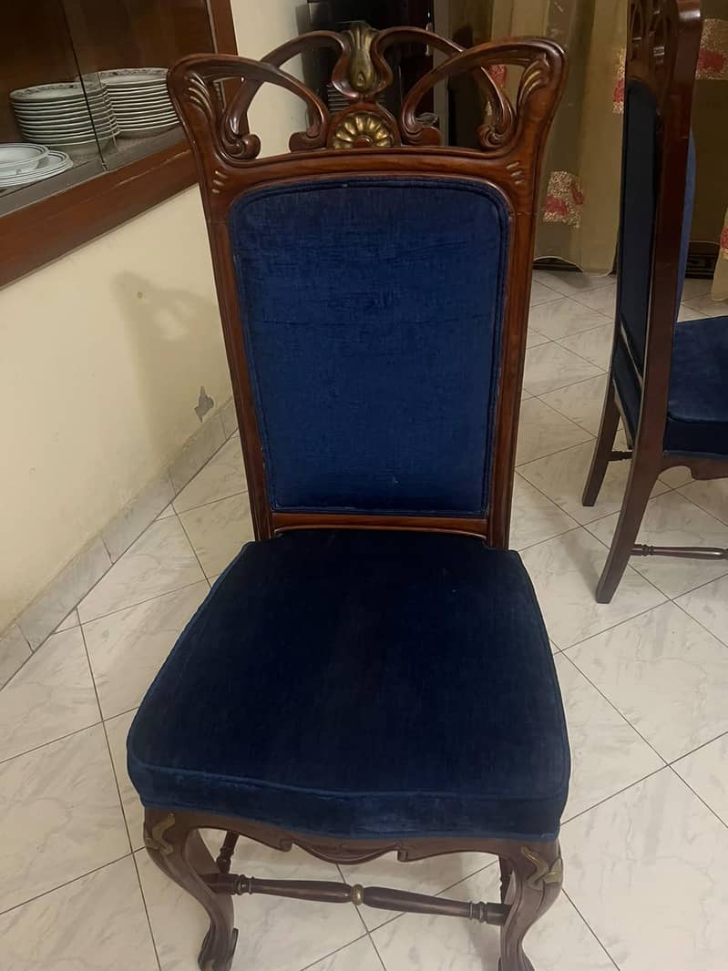Dinning Table Solid wood chairs 3