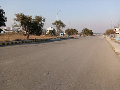 Future Investment Ideal Location 5 Marla Plot For Sale Facing 50 Feet Wide Main Road