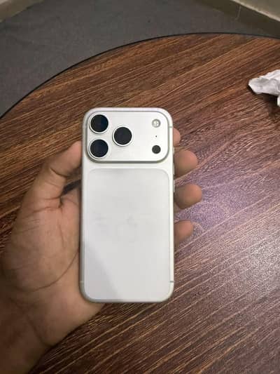 lPhone 17 pro factory unlocked 256gb Silver colour physical + eSIM