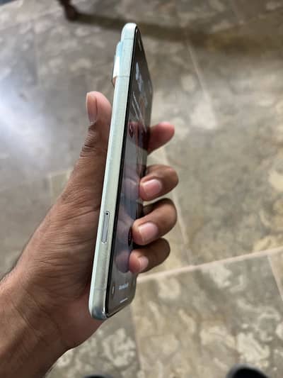 Google pixel 8 pro