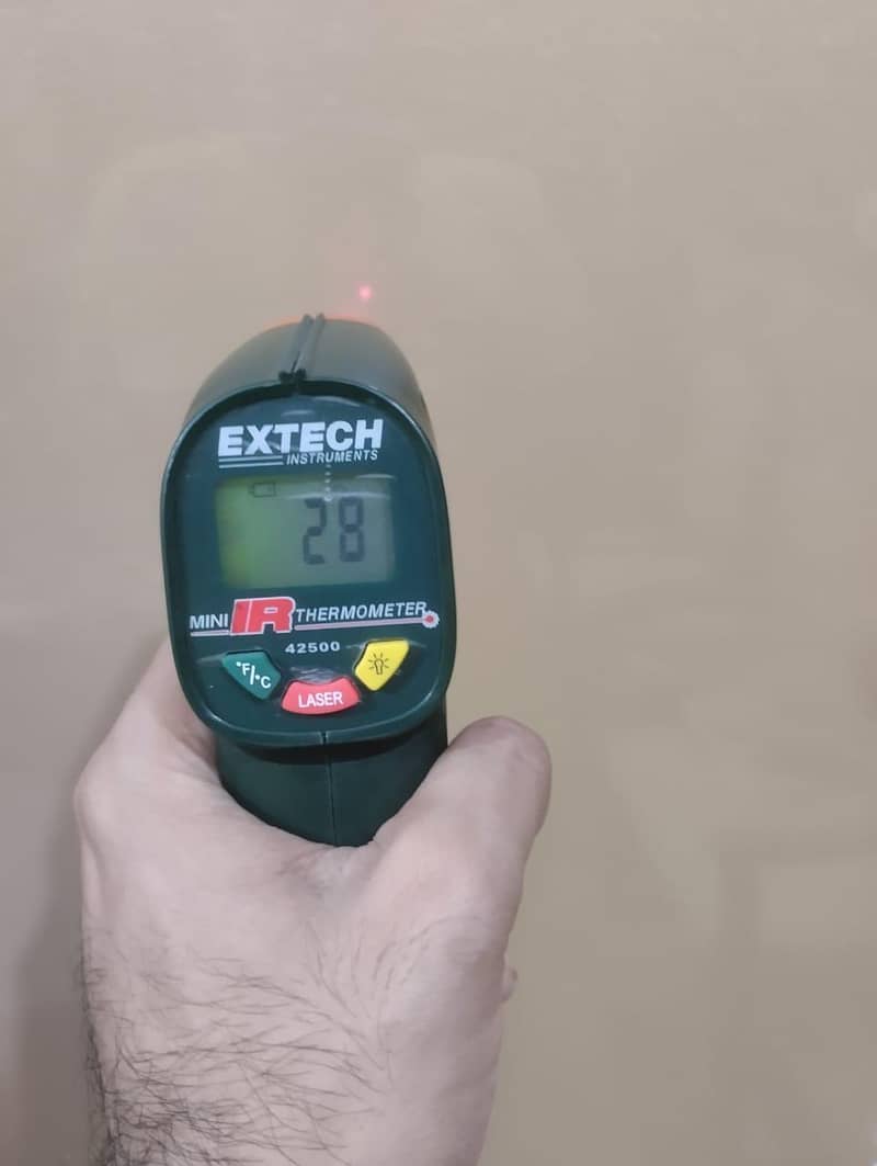 Laser Thermometer 0