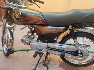 Honda 70 New condition