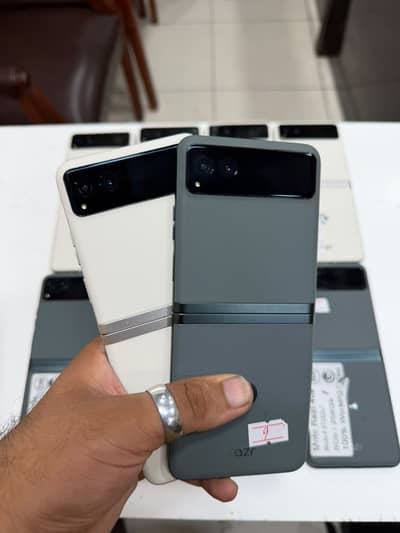 Motorola Razr 40 Non PTA, Official PTA, 8GB/256GB
