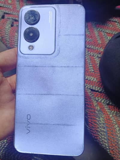 Vivo Y17