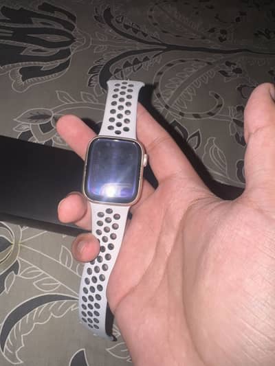 Apple Watch Series 7 Nike