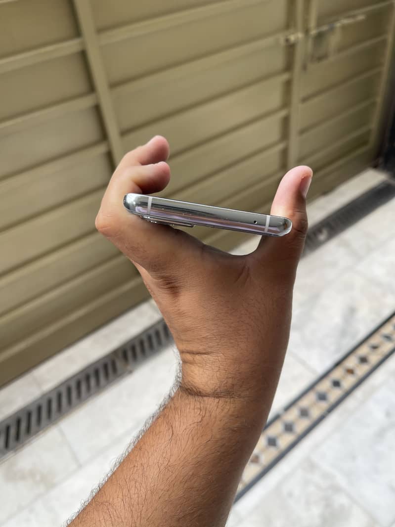 One Plus 9 Pro 0