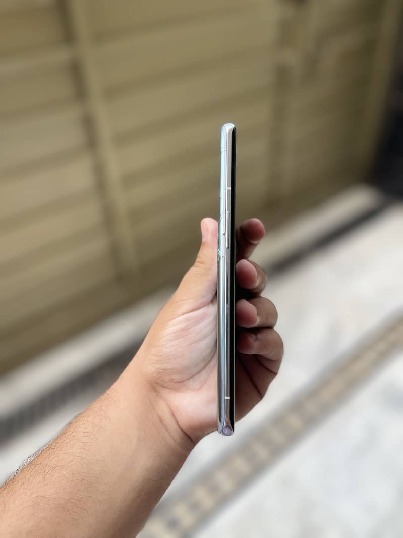 One Plus 9 Pro 1