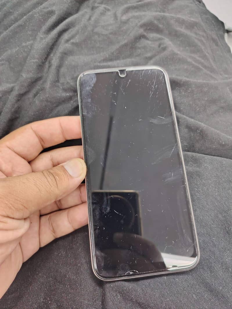 OPPO A6 1