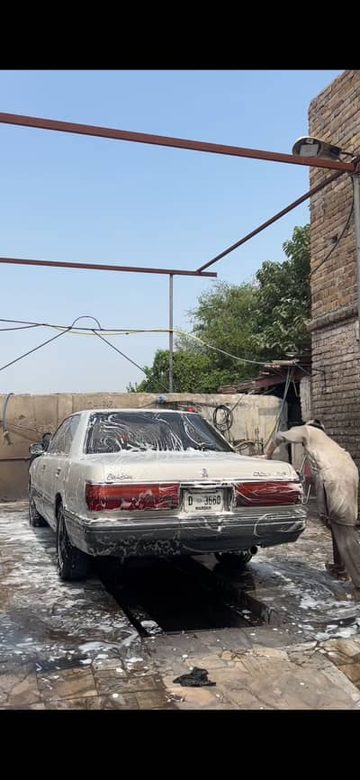 Toyota Crown 1990