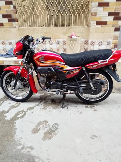 Just serious buyer contact price ma kamy peshi ho jaygi