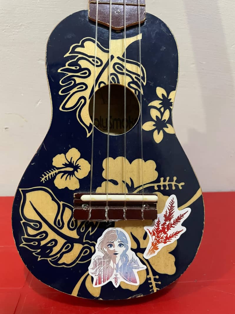 mini Guitar 1