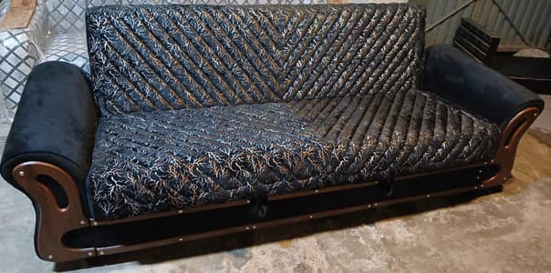 sofa combed