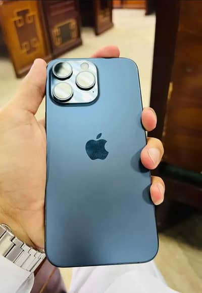 iPhone 15 Pro Max Urgent