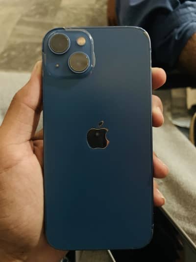Apple iPhone 13