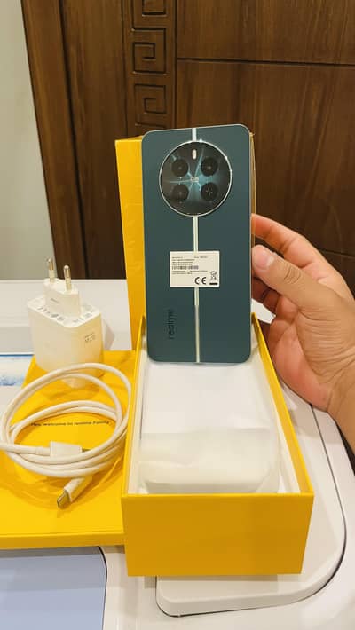 Realme 12 Plus