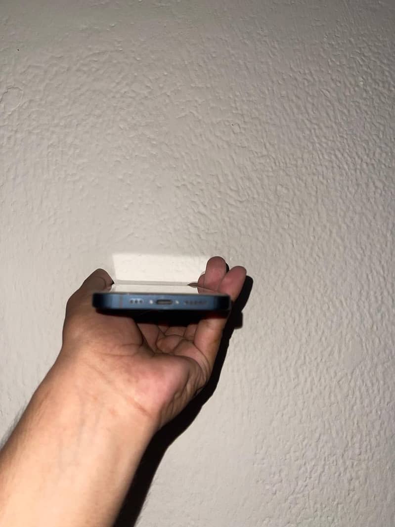 Iphone 13 JV 5