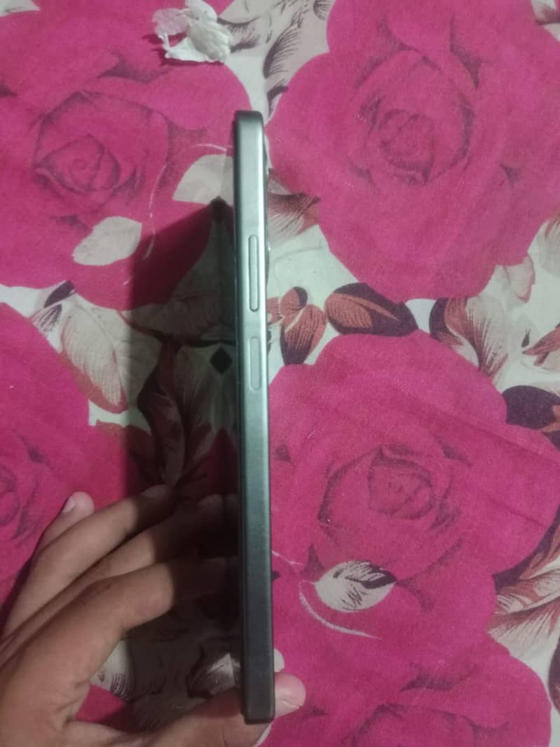 OPPO A5 Pro 4