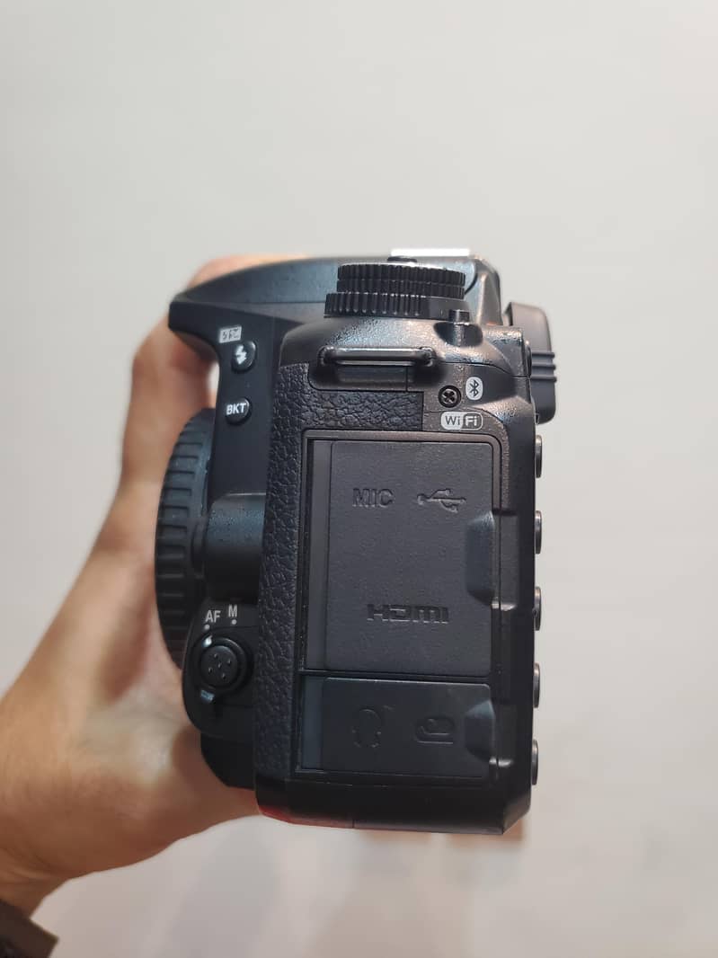 Nikon D7500 Complete Box 5
