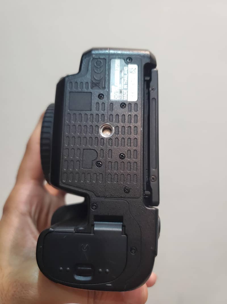 Nikon D7500 Complete Box 6
