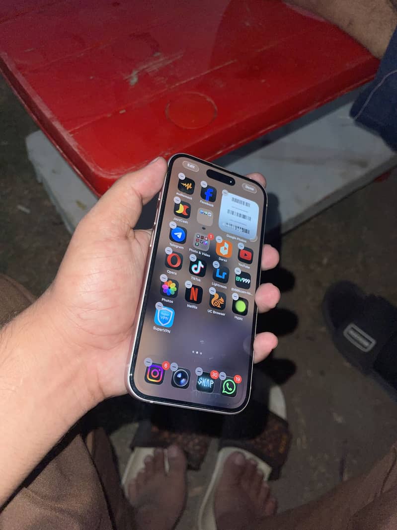 Apple iPhone 15 5