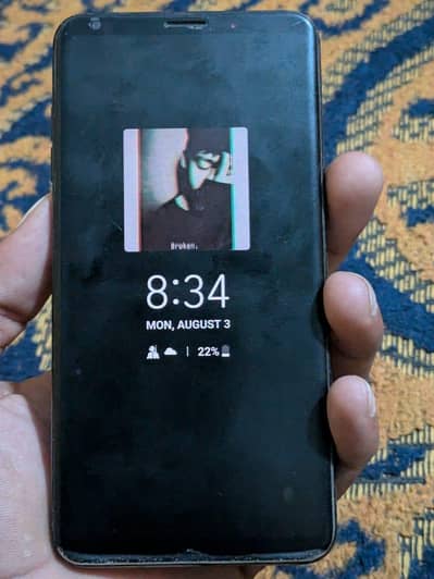 LG V30