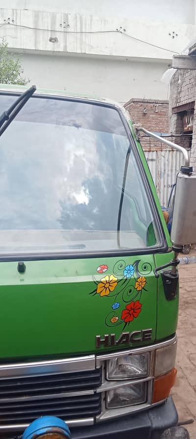 Toyota Hiace 2003