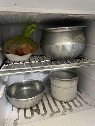 Refrigerator for sale in cheap price Sahiwal