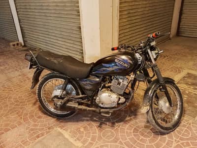 SUZUKI GS150 MODEl 2015 FOR SALE