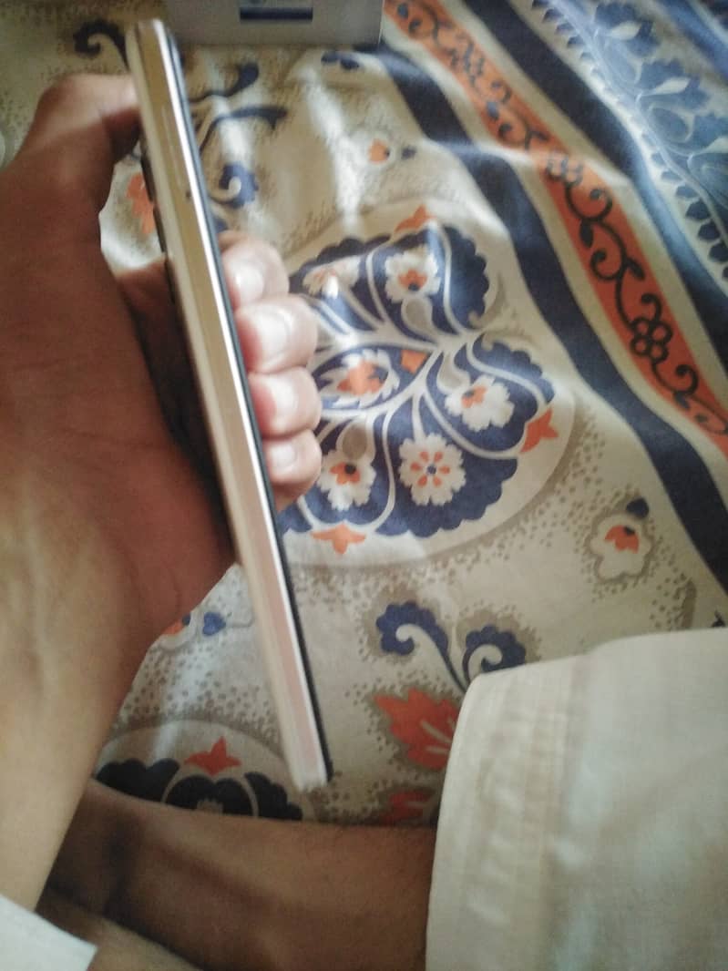 Tecno Camon 18 3