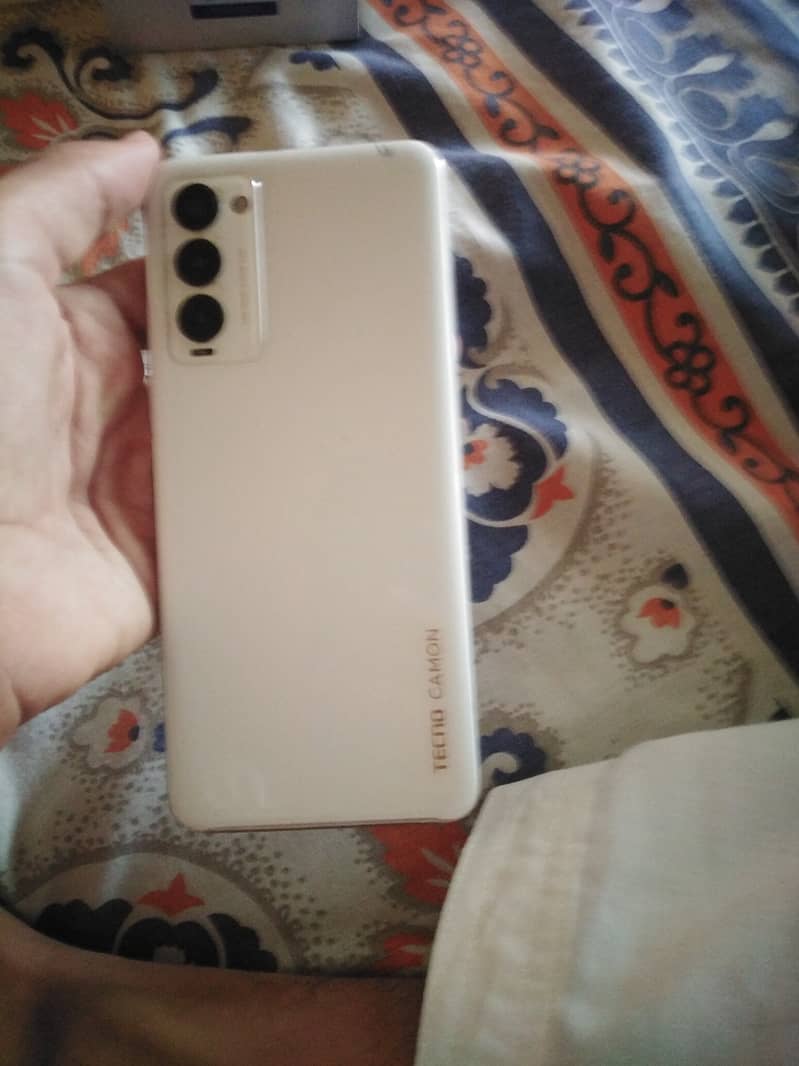 Tecno Camon 18 4