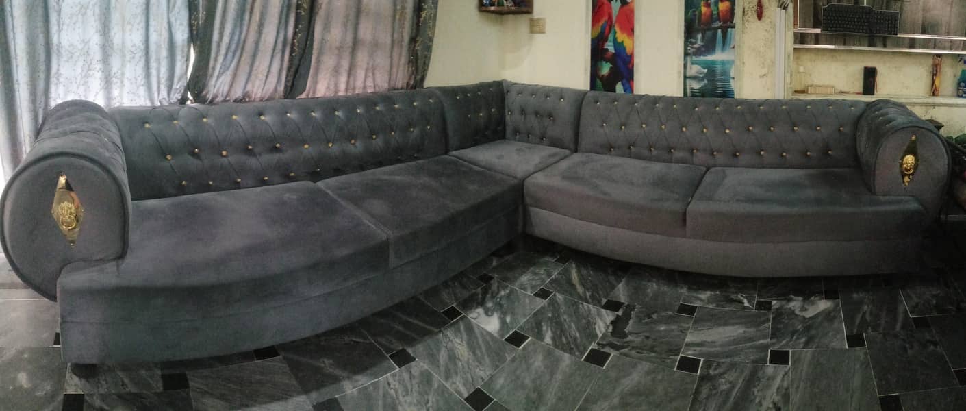 L shape sofa 0