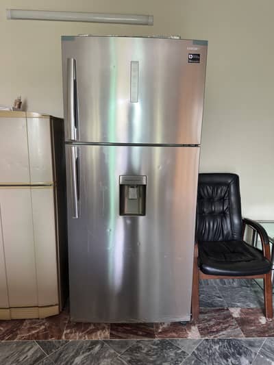 SAMSUNG FRIDGE