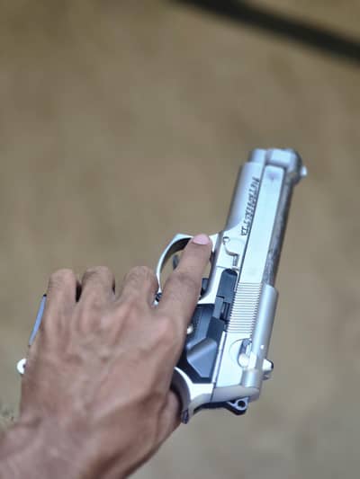 toy gun mettle + plastic Beretta 9mm