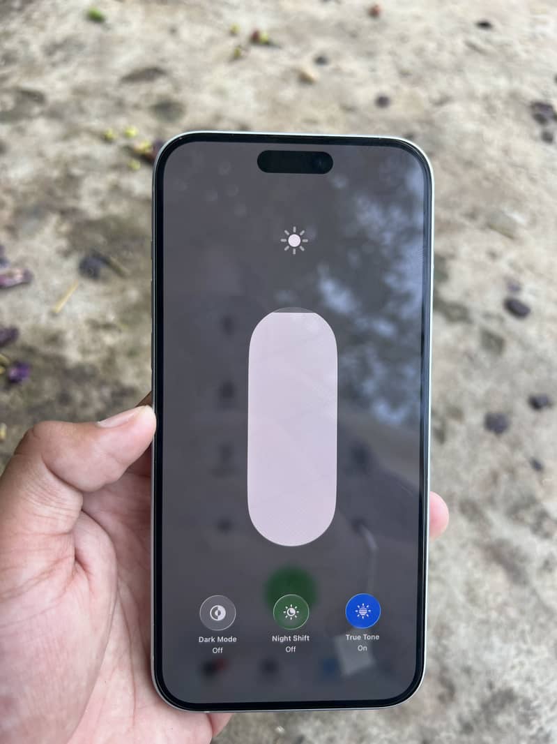 Apple iPhone 15 plus 2
