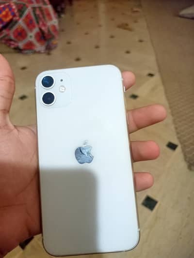 Apple iPhone 11 128 gb PTA with box