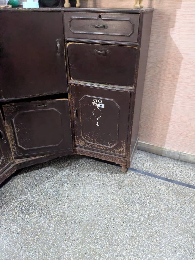 corner cabinet 1