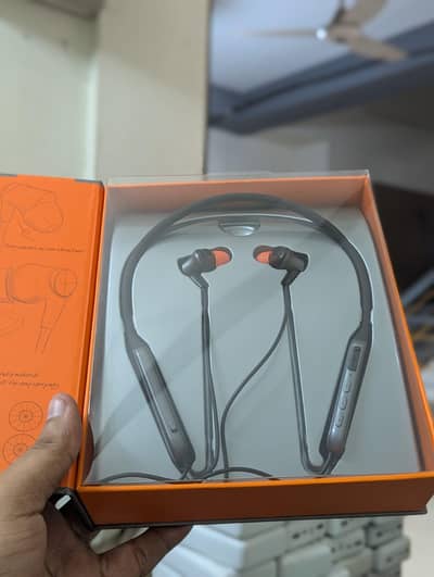 ANC WIRELESS HEADPHONE