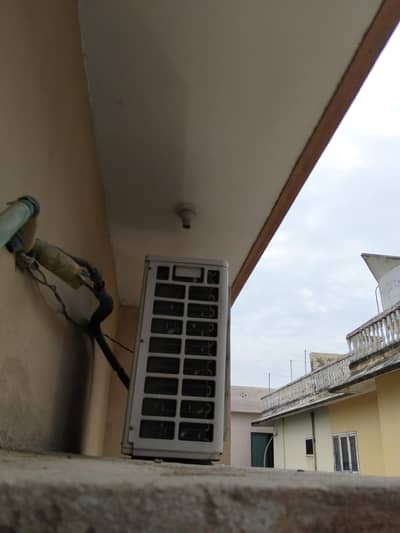 AC. ,brand Haier and outdoor